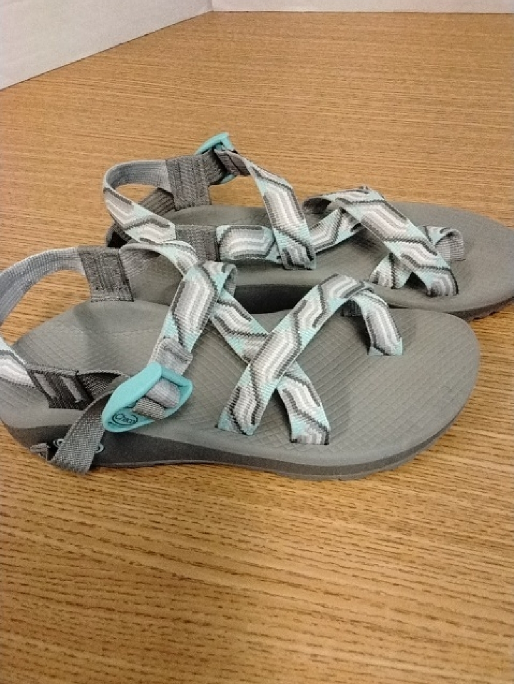 Chaco Women's Gray Sandals with Teal Accents - Picture 5 of 6